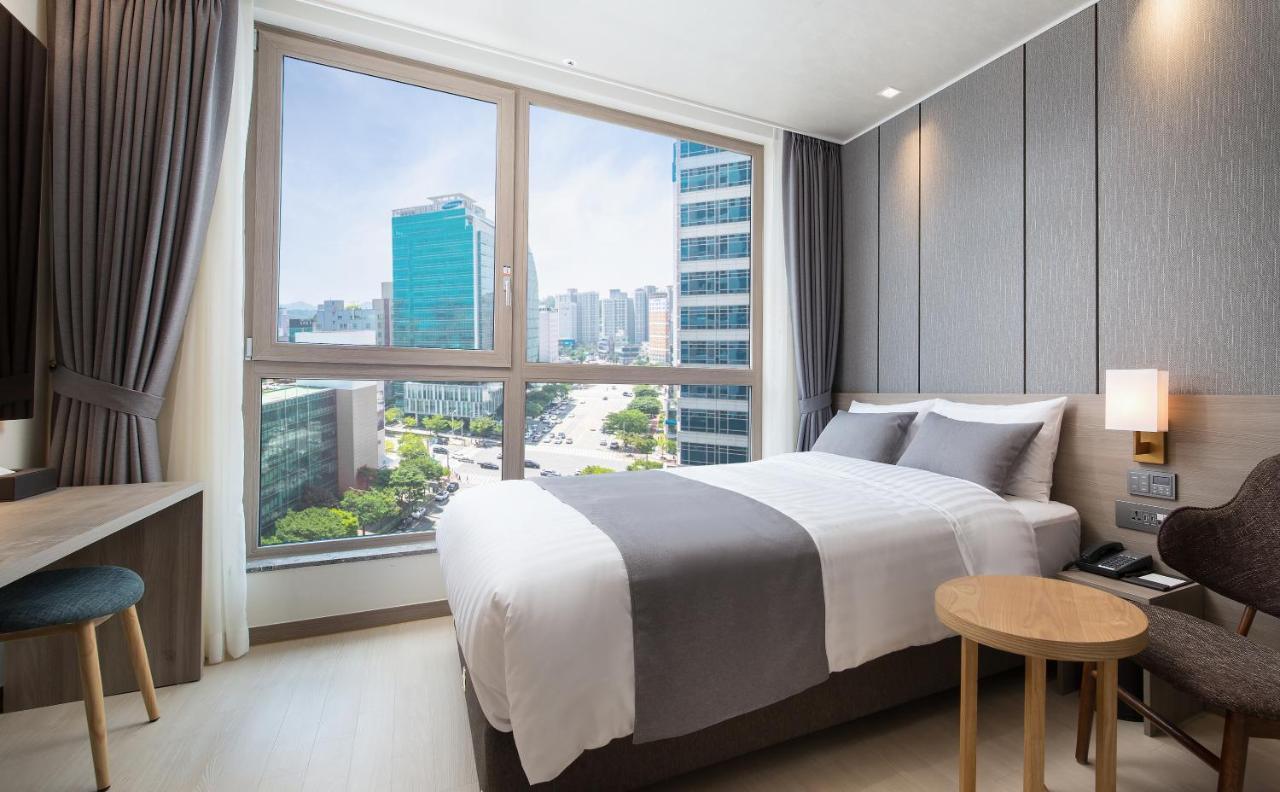 Utop Boutique Hotel&Residence Кванджу Экстерьер фото