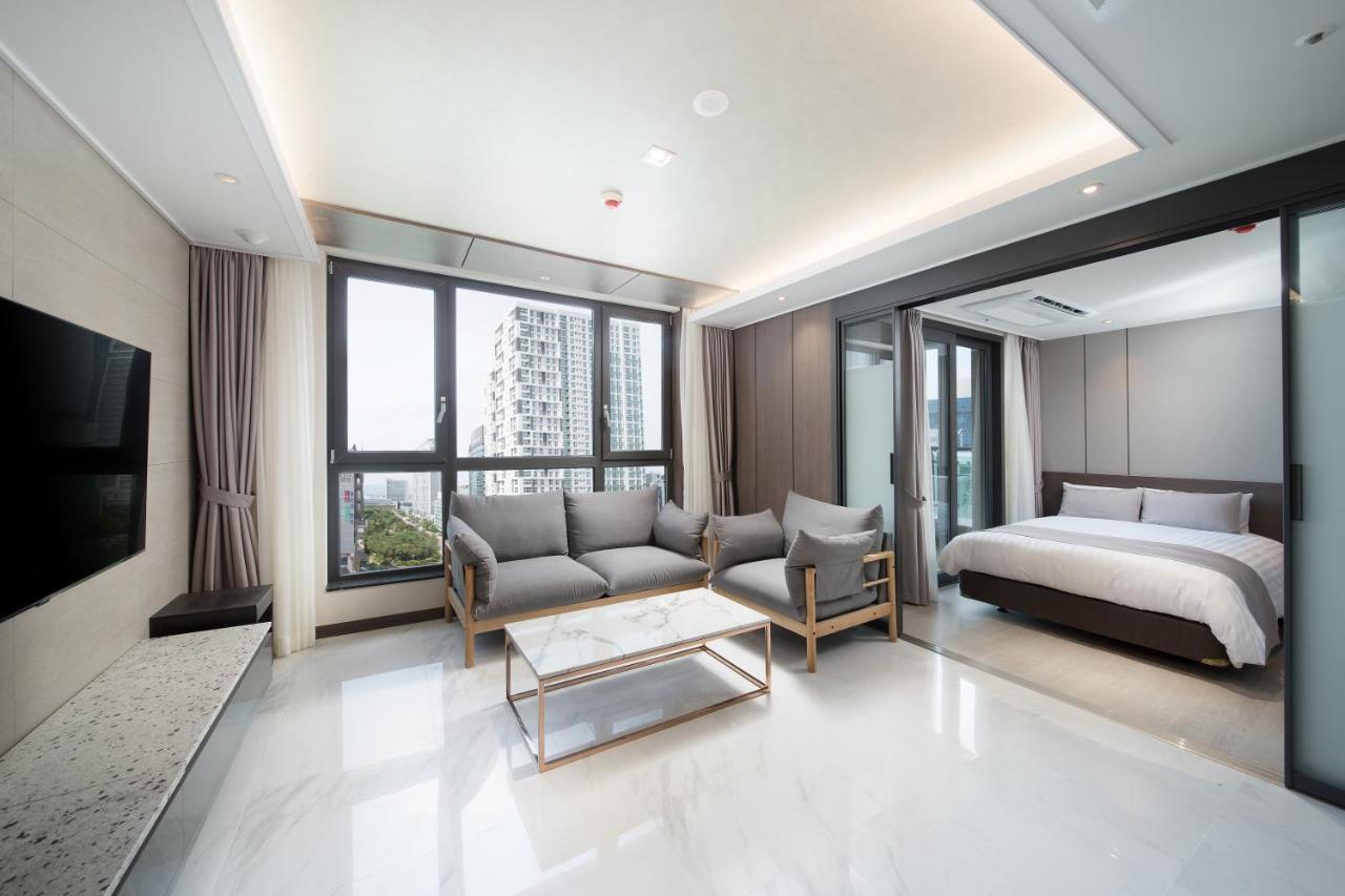 Utop Boutique Hotel&Residence Кванджу Экстерьер фото