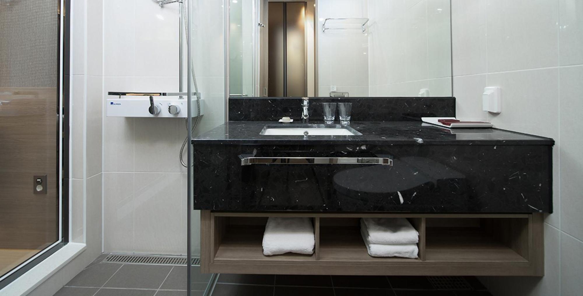 Utop Boutique Hotel&Residence Кванджу Экстерьер фото